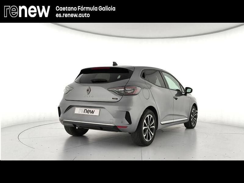 Usado Renault Clio V Techno 145 CV (106 kW) 2025 Gris Berlina
