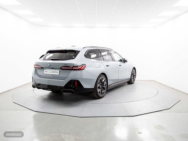 Usado BMW i5 Comfort Edition 250 kW (340 CV) 2025 Gris Berlina