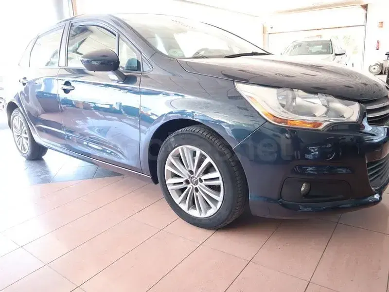 Usado Citroën C4 Tonic 92 CV (67 kW) 2013 Negro Berlina