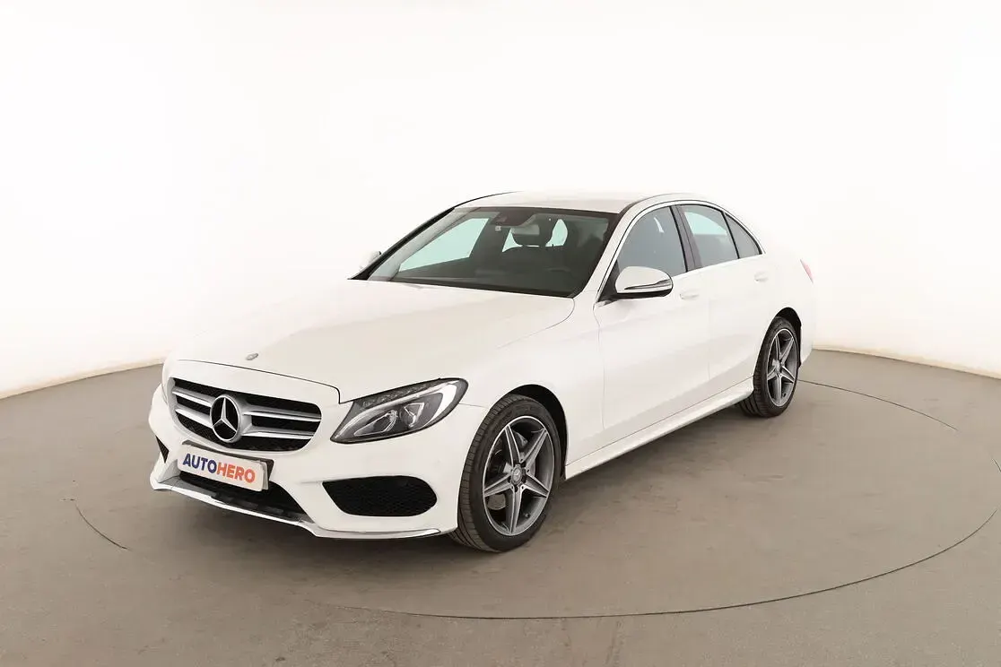 Usado Mercedes C220 AMG line 170 CV (125 kW) 2017 Berlina