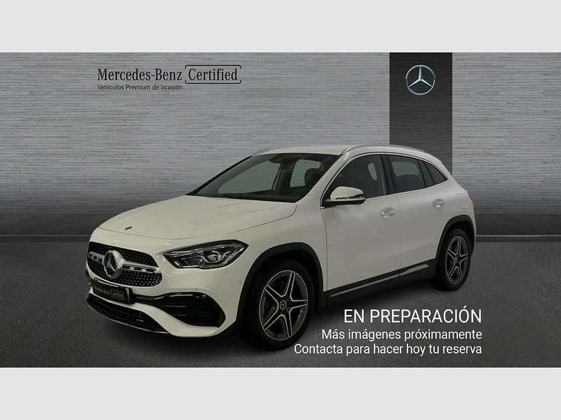 Usado Mercedes GLA200 150 CV (110 kW) 2022 SUV
