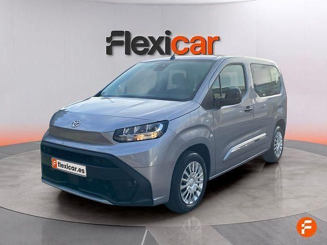 Usado Toyota Proace Verso Active 131 CV (96 kW) 2025 Gris Familiar