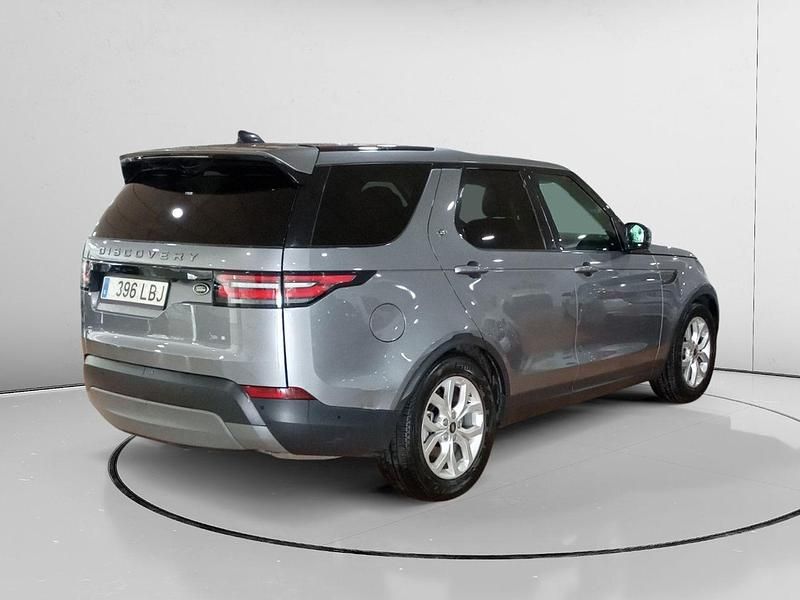 Usado Land Rover Discovery 5 SE 240 CV (176 kW) 2019 Gris SUV