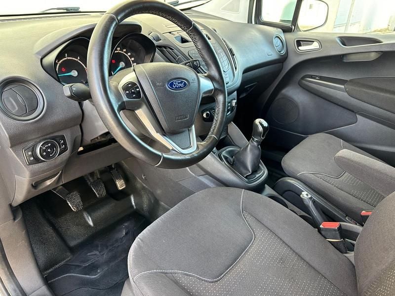 Usado Ford Transit Trend 95 CV (69 kW) 2017 Blanco Van