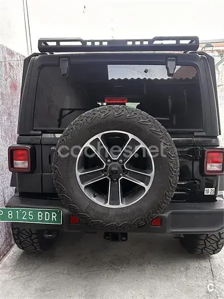 Usado Jeep Wrangler Sahara 272 CV (200 kW) 2023 Negro SUV