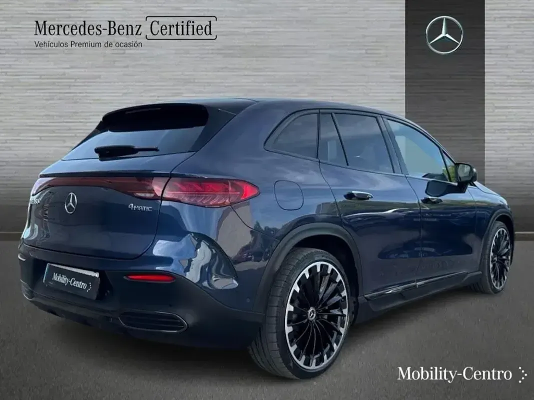 Usado Mercedes EQE350 214 kW (292 CV) 2023 Azul sodalita SUV