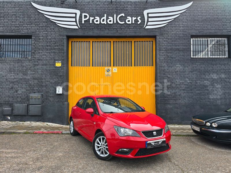 Rojo Usado 2013 Seat Ibiza SC Reference Utilitario | 5200 € (Precio justo) - Imagen 1/4