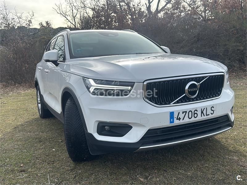 Blanco Usado 2018 Volvo XC40 Momentum SUV | 20.900 € (Precio justo) - Imagen 1/4