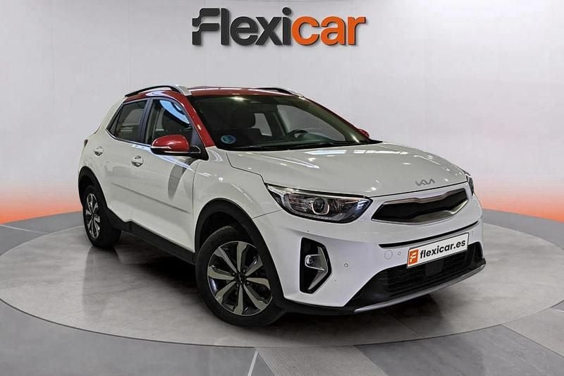 Blanco Usado 2021 Kia Stonic 2 SUV | 16.790 € (Precio justo) - Imagen 1/4