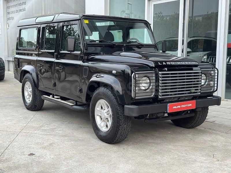 Usado Land Rover Defender SE 122 CV (89 kW) 2007 Negro Familiar