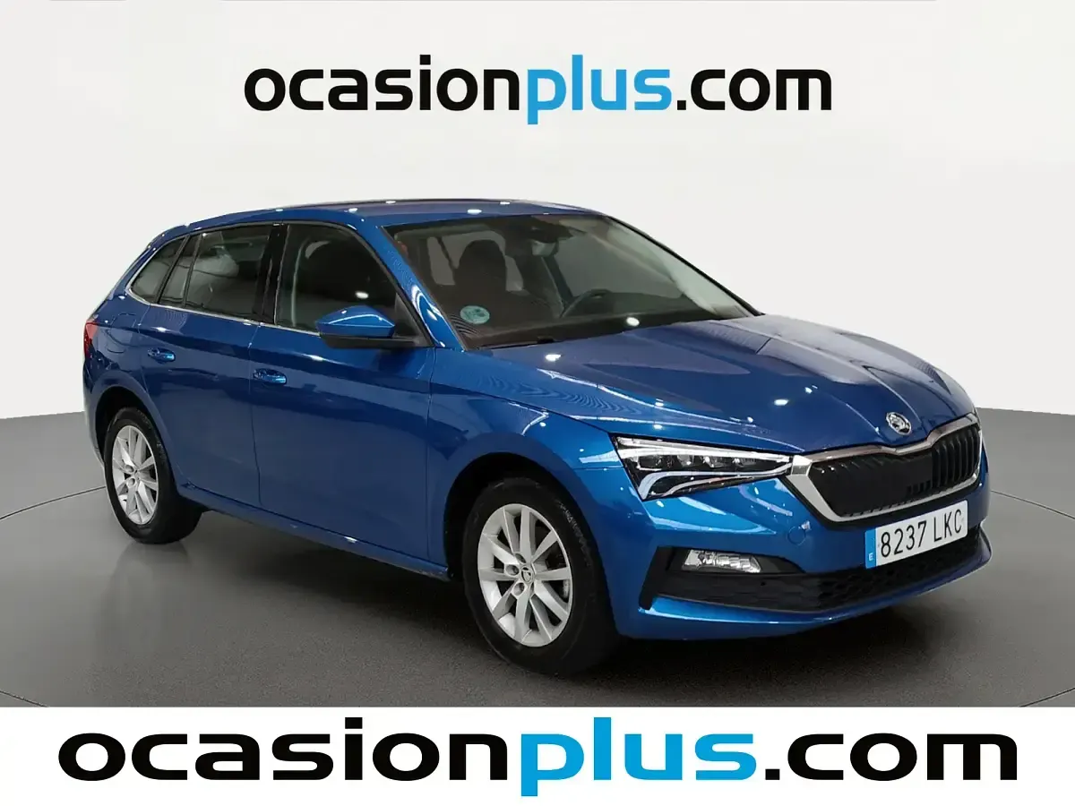 Usado Skoda Scala Ambition 115 CV (84 kW) 2020 Azul Utilitario