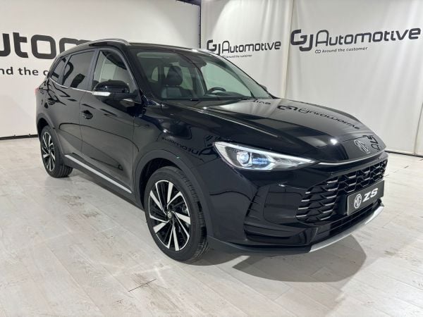 Nuevo MG ZS Luxury 111 CV (81 kW) 2025 Otro Berlina