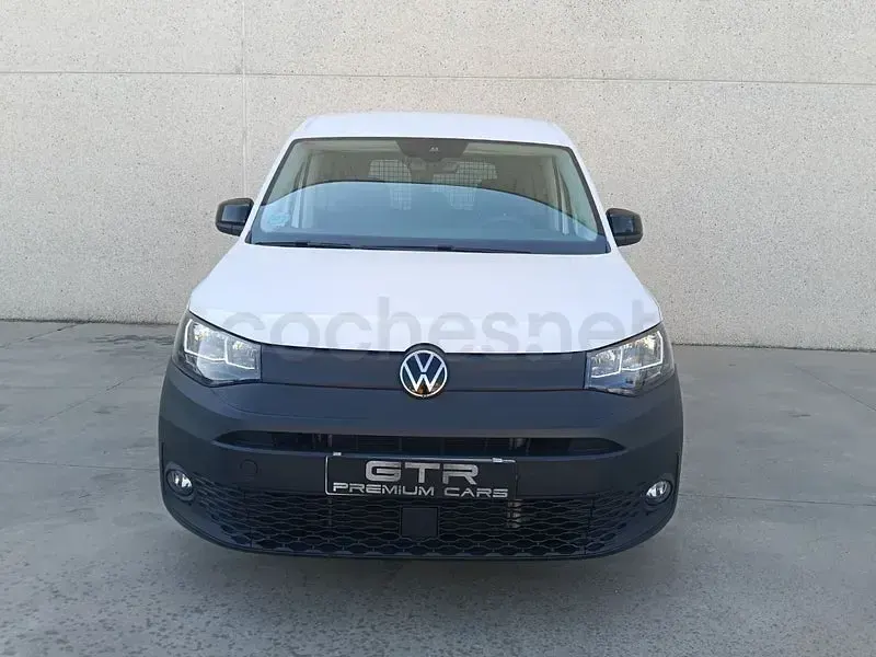 Usado VW Caddy 122 CV (89 kW) 2021 Blanco Monovolumen