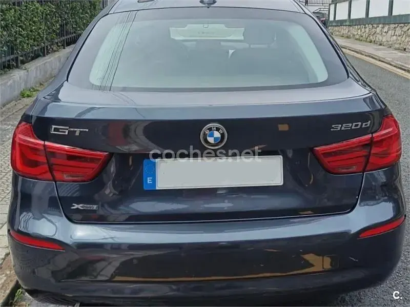 Usado BMW 320 190 CV (139 kW) 2017 Negro Berlina