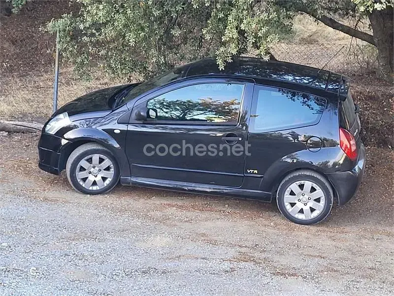 Usado Citroën C2 VTR Sport 75 CV (55 kW) 2004 Negro Utilitario