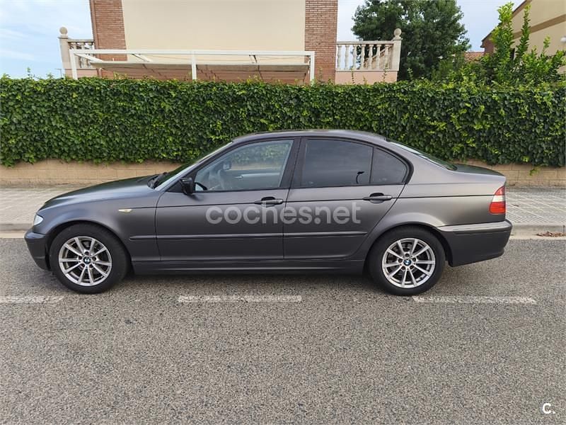 Usado BMW 320 150 CV (110 kW) 2005 Gris / plata Berlina