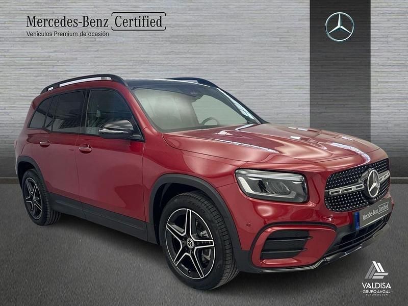 Usado Mercedes GLB200 150 CV (110 kW) 2025 Rojo SUV