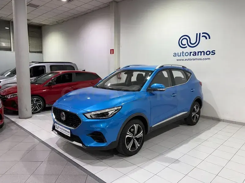 Usado MG ZS Luxury 111 CV (81 kW) 2022 Azul SUV