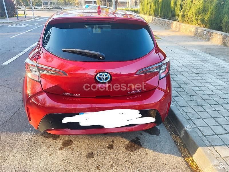 Usado Toyota Corolla 122 CV (89 kW) 2019 Rojo Berlina