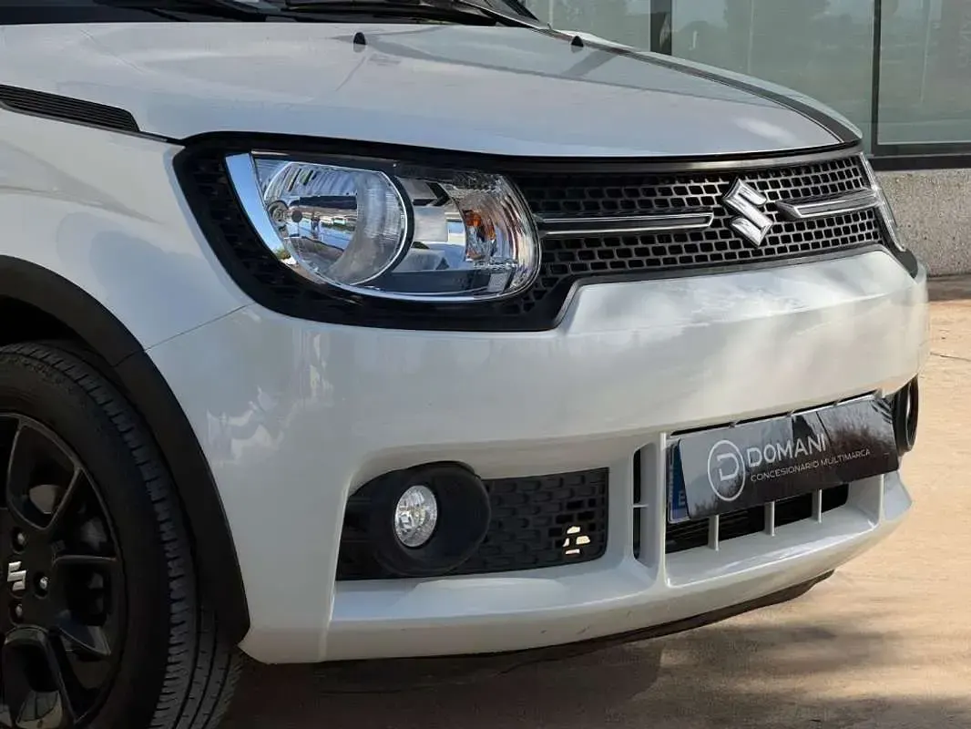 Usado Suzuki Ignis GLX 90 CV (66 kW) 2020 Blanco SUV