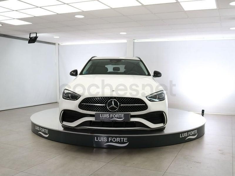 Usado Mercedes C200 163 CV (119 kW) 2023 Blanco Familiar