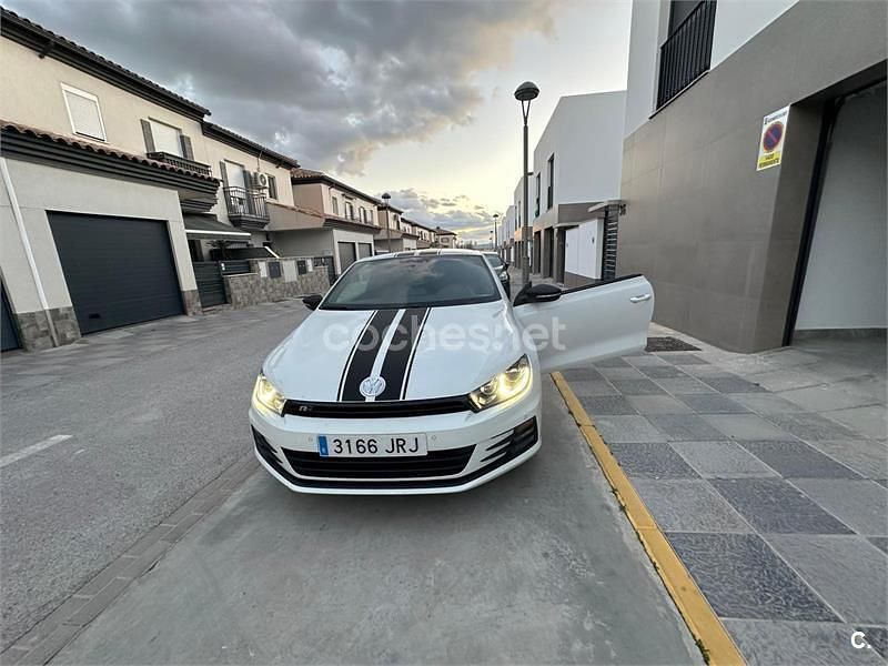 Usado VW Scirocco R-line 125 CV (91 kW) 2016 Blanco Coupe