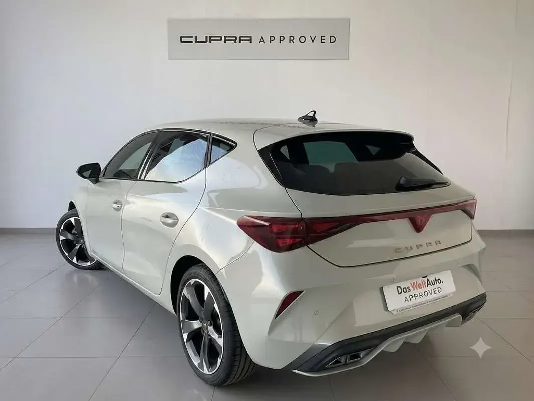 Nuevo Cupra Leon 150 CV (110 kW) 2025 Gris Utilitario