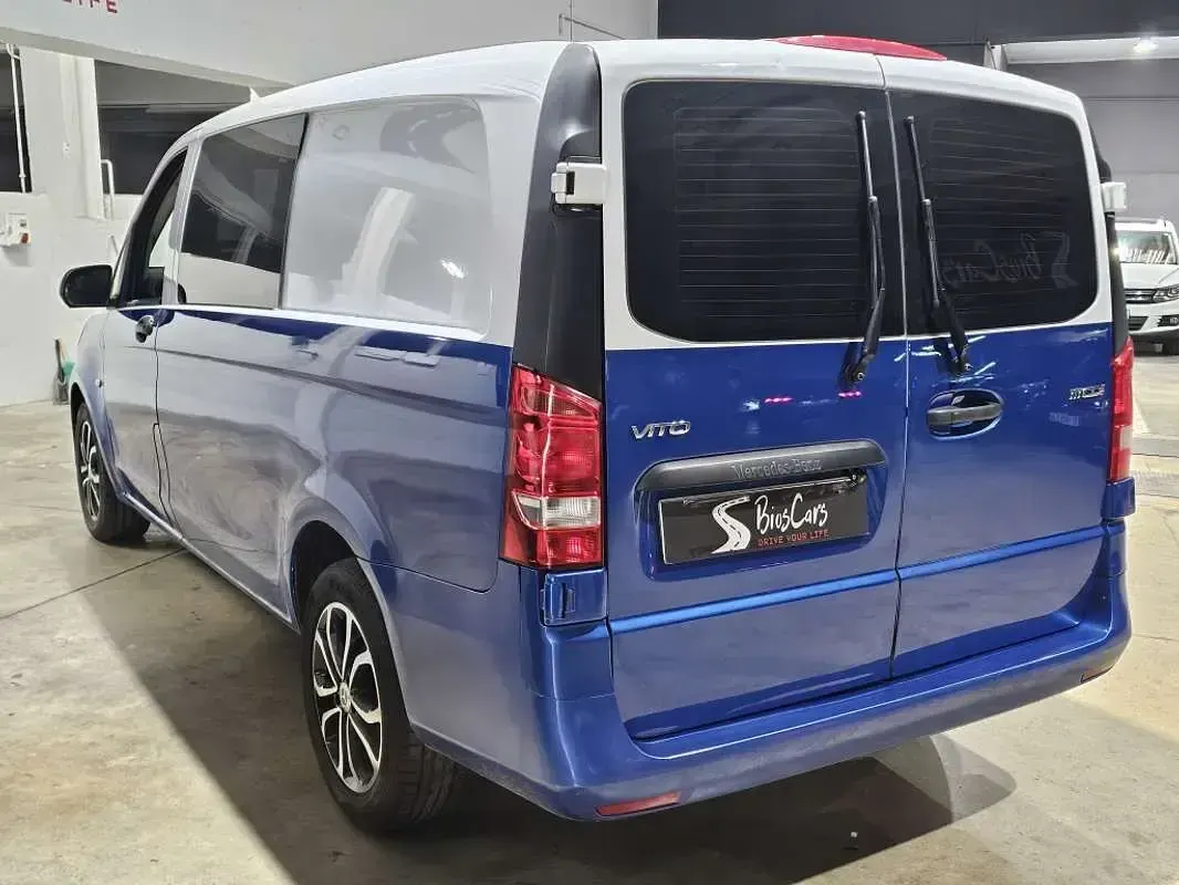 Usado Mercedes Vito 114 CV (83 kW) 2015 Azul Van