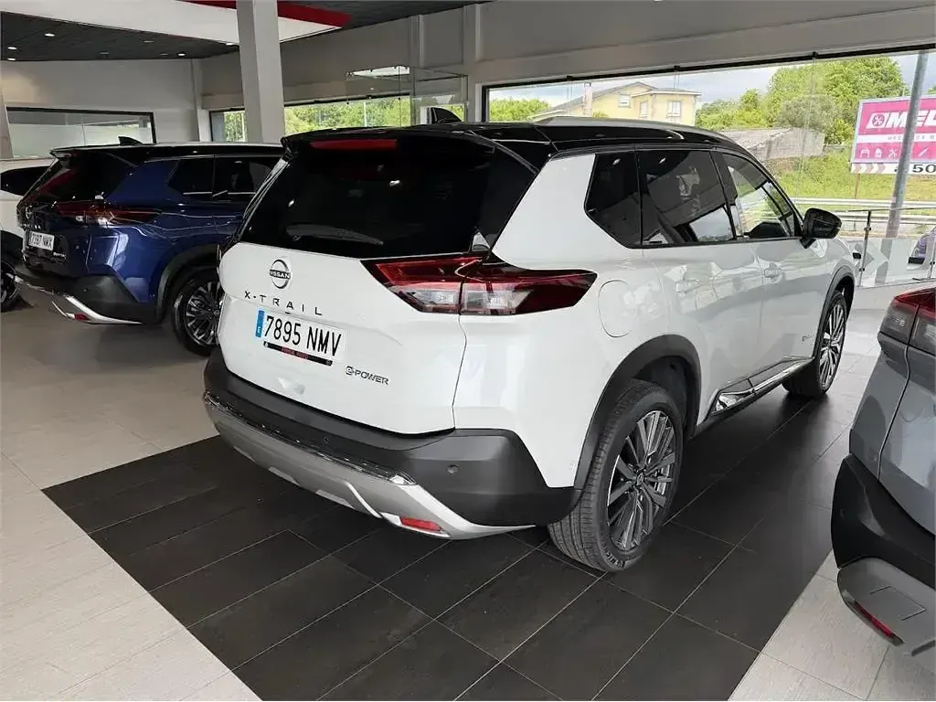 Nuevo Nissan X-Trail Tekna 204 CV (150 kW) 2026 Blanco SUV