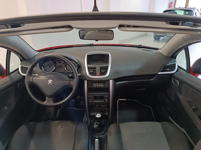 Usado Peugeot 207 CC 120 CV (88 kW) 2008 Rojo Descapotable