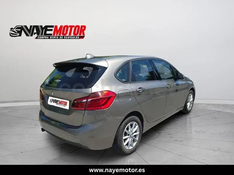 Usado BMW 218 136 CV (100 kW) 2015 Gris / plata Familiar