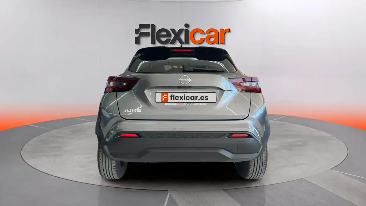 Usado Nissan Juke Acenta 114 CV (83 kW) 2024 Gris SUV