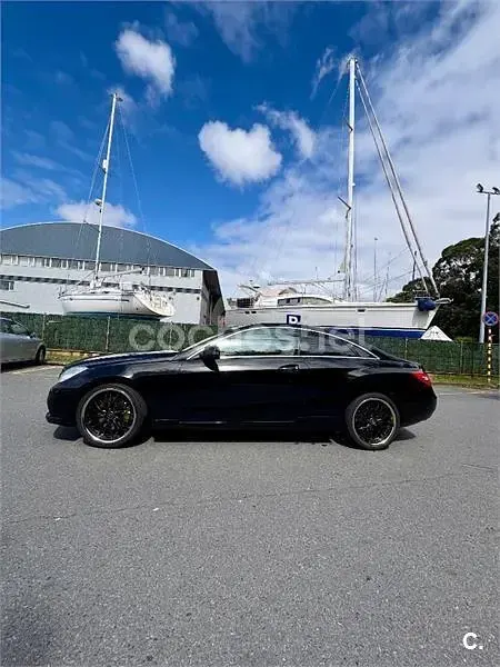 Usado Mercedes E250 Elegance 204 CV (150 kW) 2010 Negro Coupe