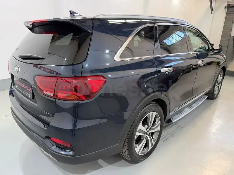 Usado Kia Sorento GT-Line 200 CV (147 kW) 2019 Azul SUV
