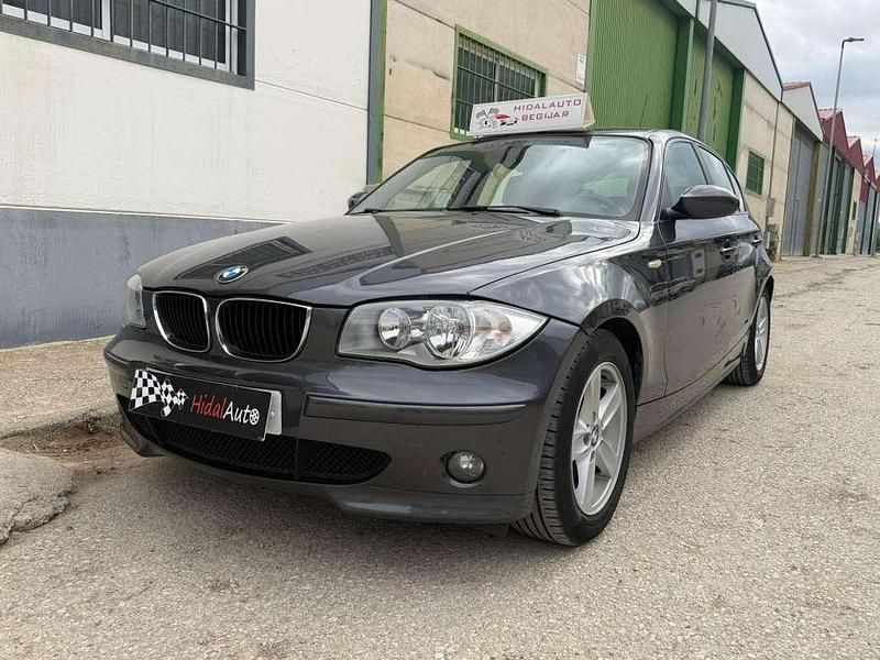 Usado BMW 120 163 CV (119 kW) 2005 Gris Utilitario