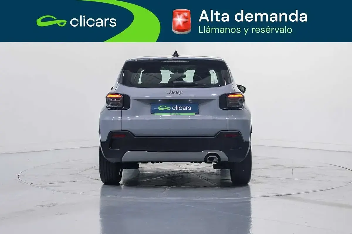 Usado Jeep Avenger Altitude 101 CV (74 kW) 2025 Gris SUV