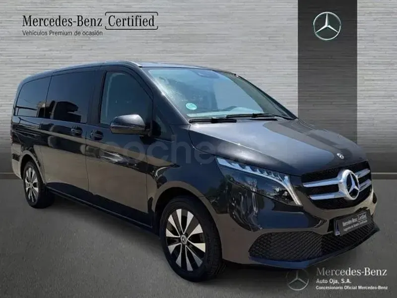 Usado Mercedes V250 190 CV (139 kW) 2024 Gris / plata Monovolumen