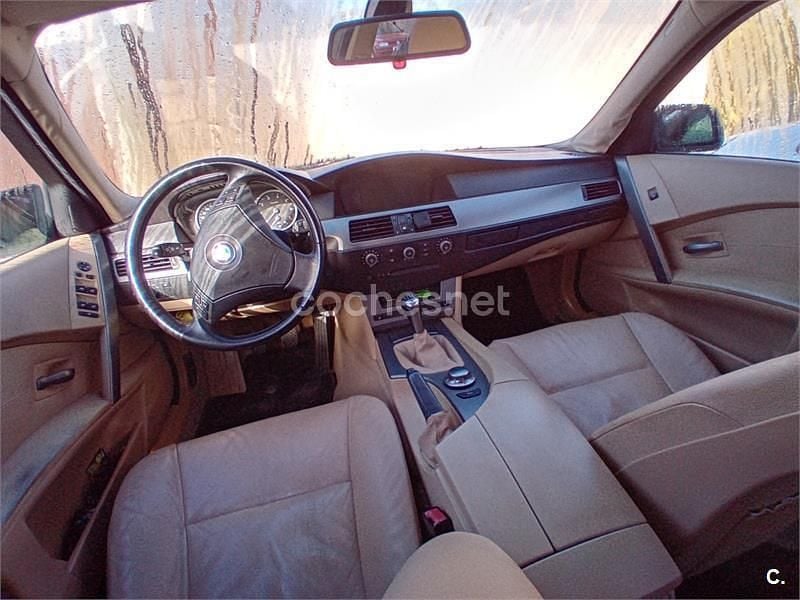 Usado BMW 520 170 CV (125 kW) 2005 Azul Berlina