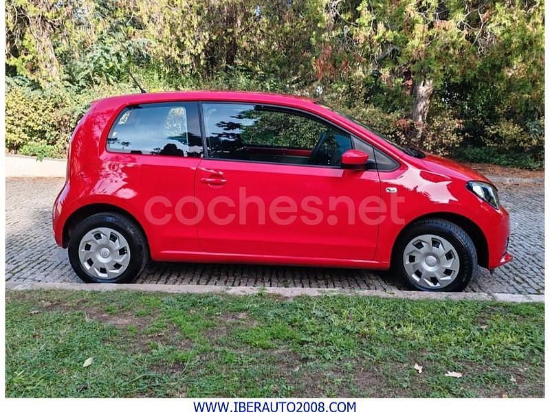 Usado Seat Mii Style 60 CV (44 kW) 2016 Rojo Utilitario