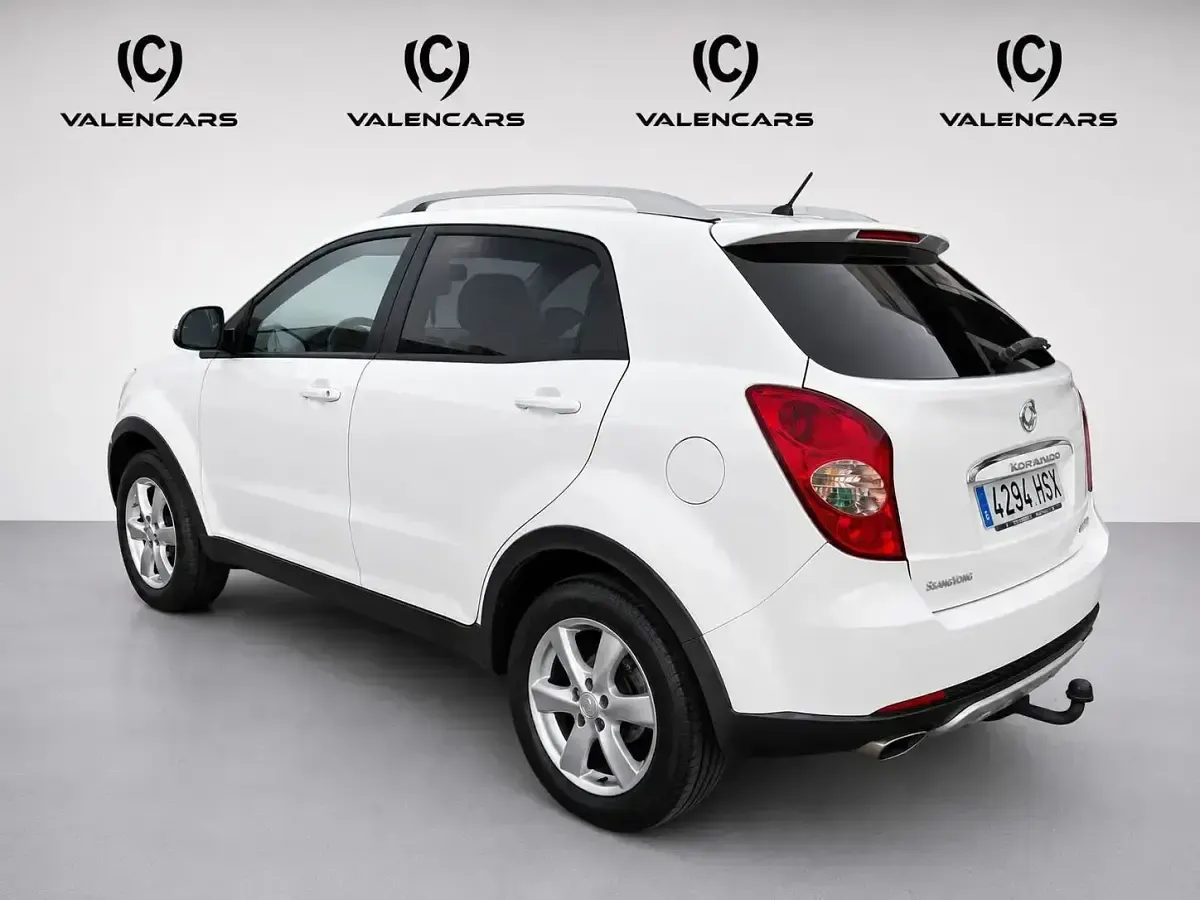 Usado SsangYong Korando Premium Plus 175 CV (128 kW) 2013 Blanco SUV