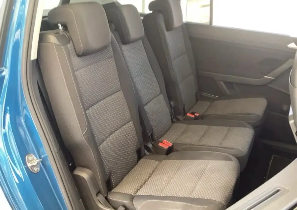 Usado VW Touran Advance 150 CV (110 kW) 2022 Azul Monovolumen