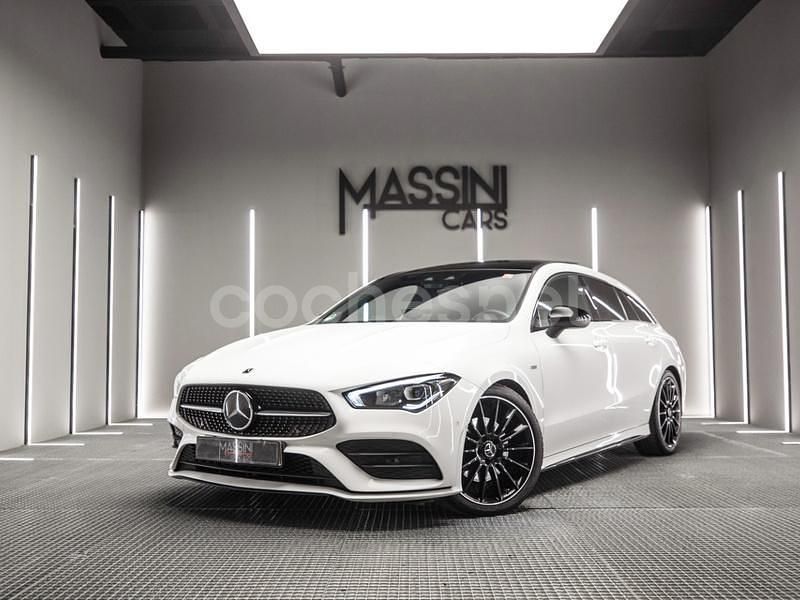 Blanco Usado 2021 Mercedes CLA220 Shooting Brake Familiar | 26.999 € (Precio justo) - Imagen 1/4