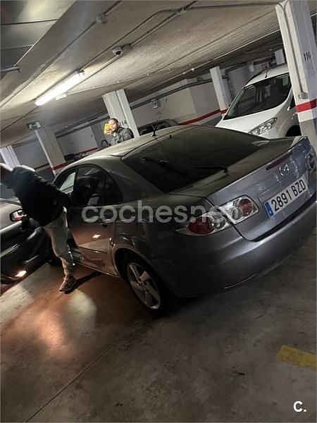 Usado Mazda 6 Active 141 CV (103 kW) 2002 Negro Berlina