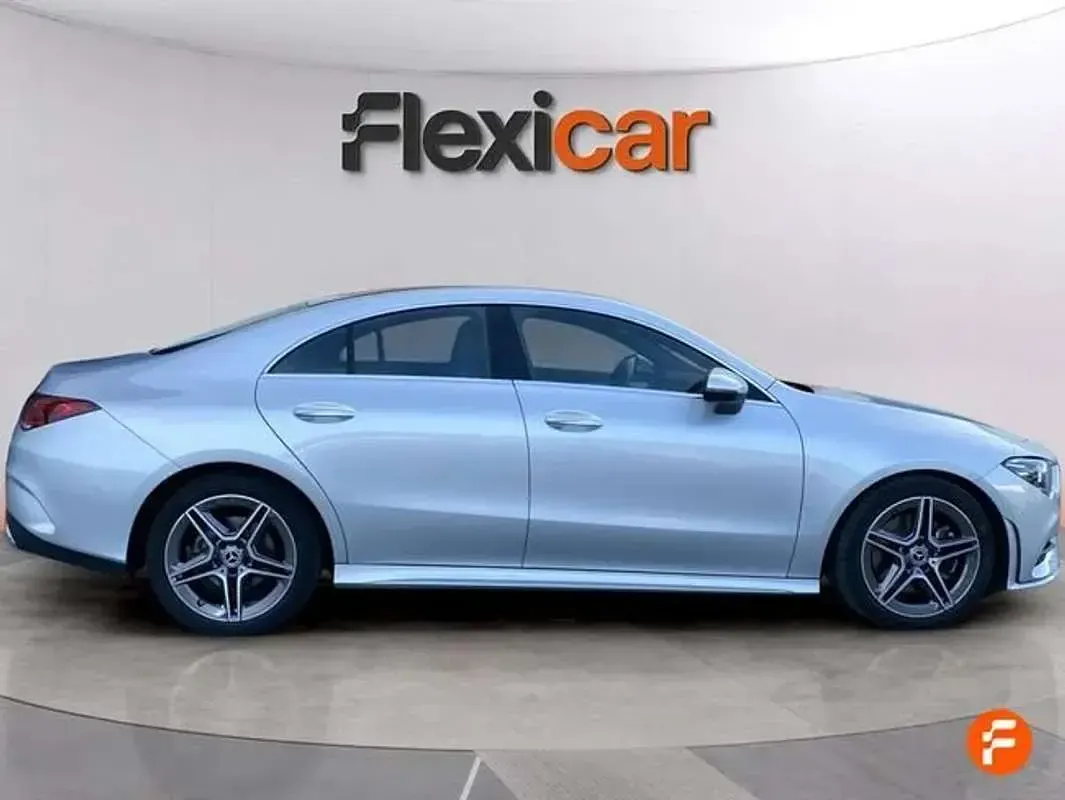 Usado Mercedes CLA200 150 CV (110 kW) 2024 Gris Coupe