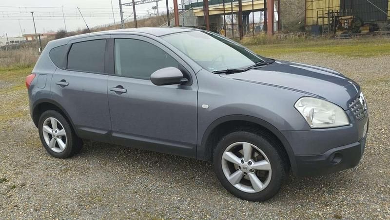 Begagnad Nissan Qashqai Premium Edition 114 HK (83 kW) 2009 Grå SUV