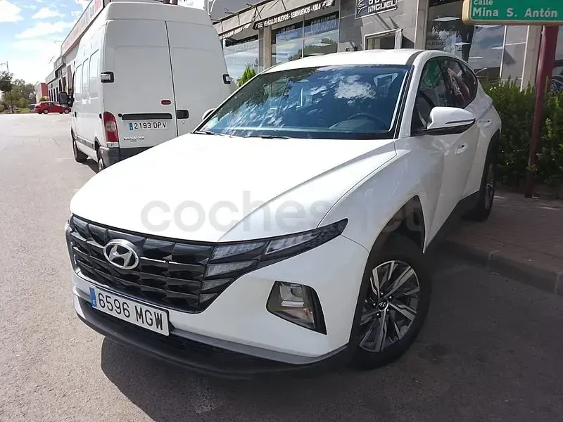 Usado Hyundai Tucson 115 CV (84 kW) 2023 Blanco SUV