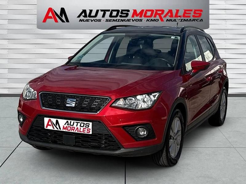 Usado Seat Arona Style 110 CV (80 kW) 2021 Burdeos SUV
