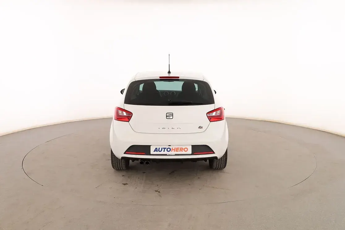 Usado Seat Ibiza FR 110 CV (80 kW) 2017 Blanco Berlina