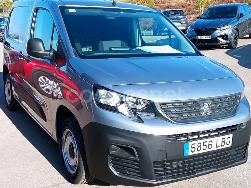 Usado Peugeot Partner 98 CV (72 kW) 2021 Blanco Monovolumen