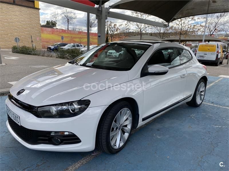 Usado VW Scirocco 140 CV (102 kW) 2010 Blanco Coupe